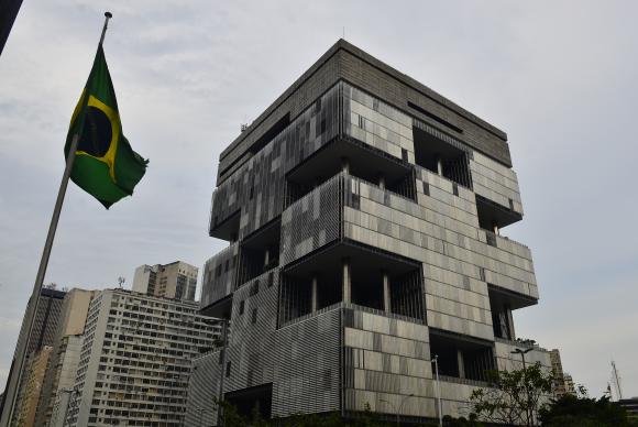 Receita cobra R$ 15 bi de envolvidos na Operação Lava Jato