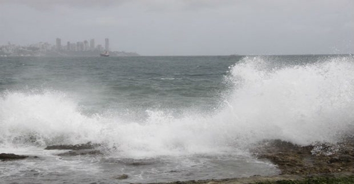 Marinha alerta para mau tempo neste final de semana