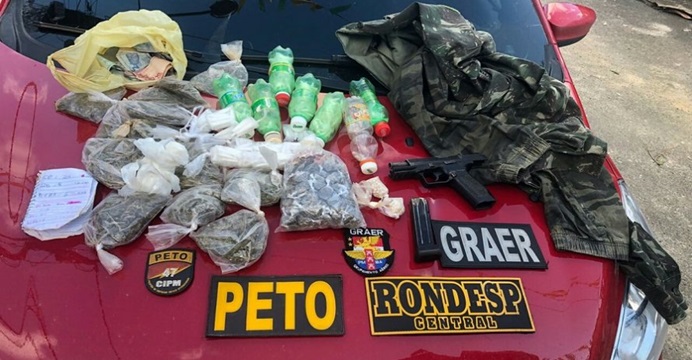 Polícia prende traficante e apreende R$ 5 mil em drogas no bairro de Castelo Branco