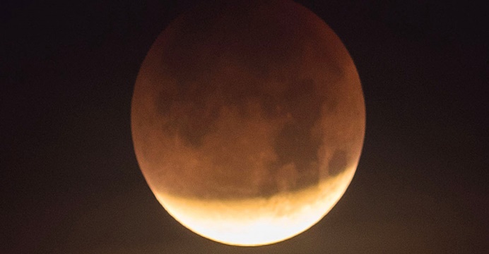 Eclipse lunar será visível no Brasil a partir das 17h de hoje