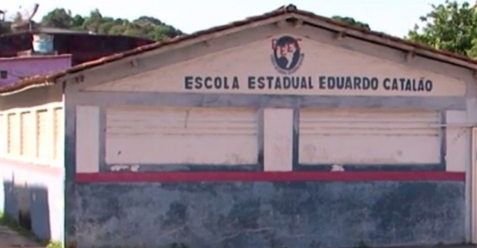 Estudante recebe descarga elétrica dentro de escola em Ilhéus