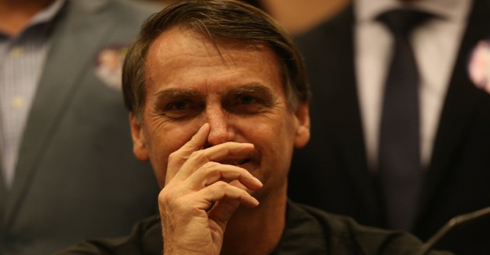 Bolsonaro apoiou grupo de extermínio que cobrava até R$ 100 para matar jovens na Bahia