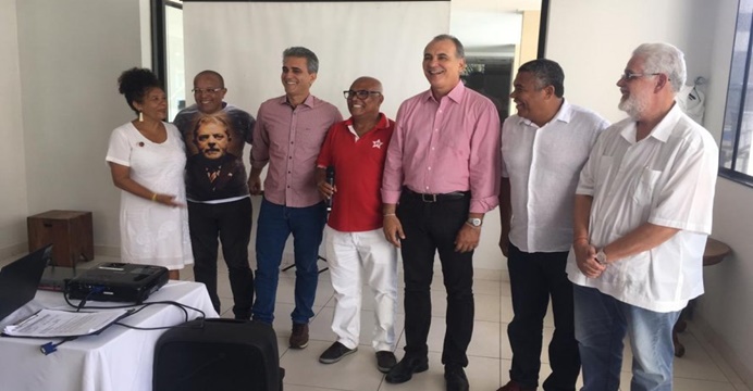 PT reúne quatro pré-candidatos à prefeitura de Salvador em café da manhã com militância