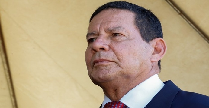 Exclusivo: “Não sou plano B. Sou um soldado do presidente Bolsonaro”, diz Mourão