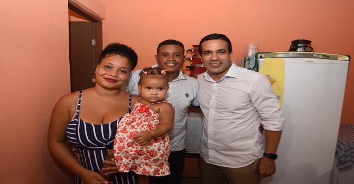 Morar Melhor reforma casas de 252 famílias na comunidade da Portelinha