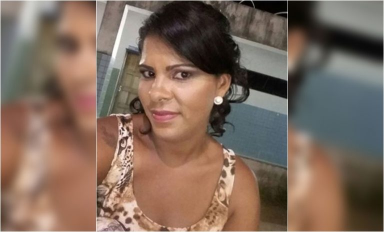 Mulher de 30 anos é abordada e morta a tiros em bar de Camaçari