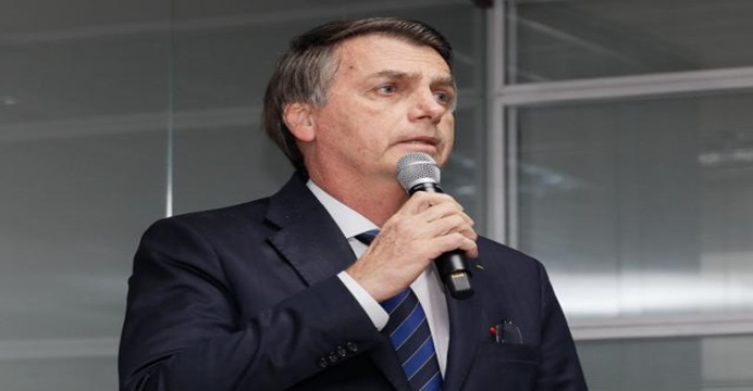 Bolsonaro desabafa e relata ameaças: Não me querem sentado naquela cadeira