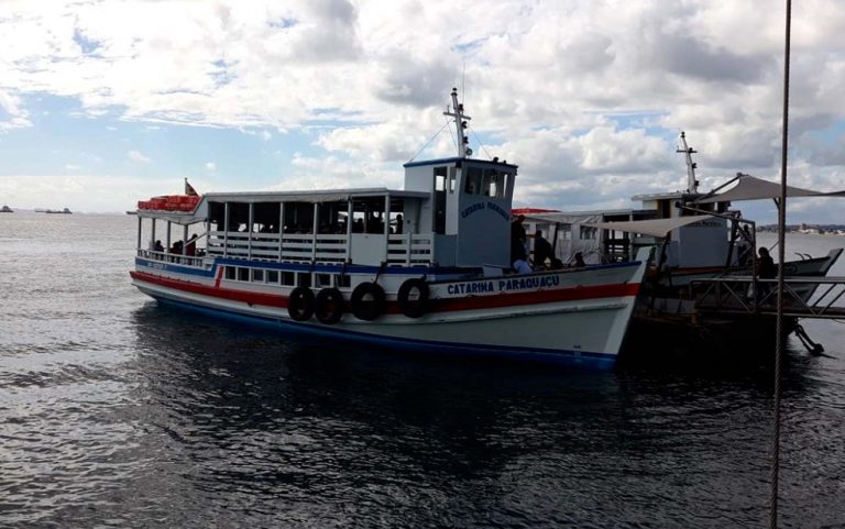 Mau tempo mantém suspensa Travessia Salvador-Mar Grande