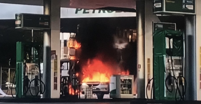 Carro explode em posto de gasolina a assusta moradores do Stiep