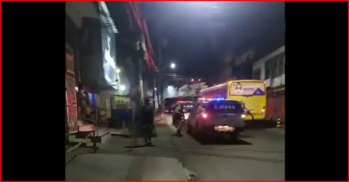 VEJA O VÍDEO: O bicho pega na comunidade do Coroado, no Bairro de Pau da Lima, em Salvador