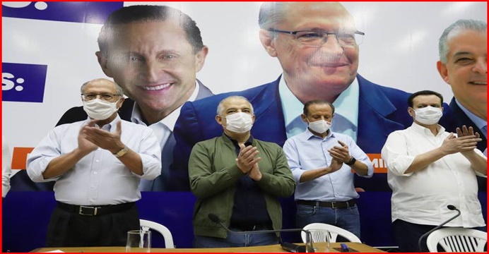 Encontro com Alckmin, França, Kassab e Skaf tem gritos de ‘tchau, Doria’ e críticas ao governador