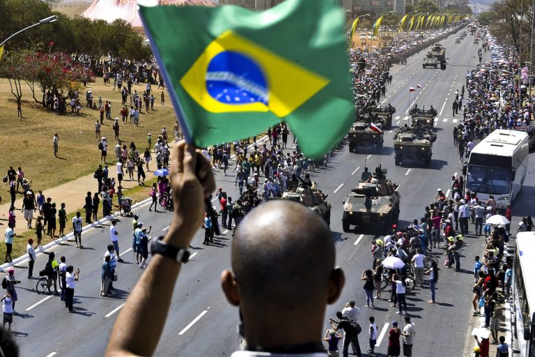 Militares das Forças Armadas, em geral, apoiam as pautas das manifestações de 7 de setembro