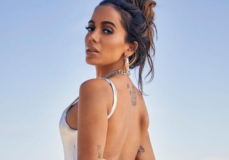 Por não residir mais no Brasil, Anitta será citada em edital de processo movido por fã