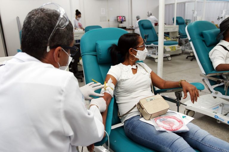 Hemoba encerra semana do doador com quase quatro mil bolsas de sangue coletadas