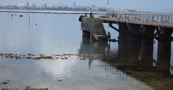 Velho e ultrapassado terminal do governo em Vera Cruz deixa população sem as lanchinhas