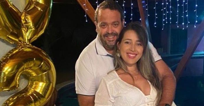 Ex-vereador mata esposa que estava grávida e diz que tiro foi acidental