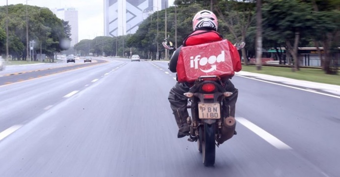 Decisão judicial inédita decreta que baiano receba salário do Ifood até sair auxílio-acidente