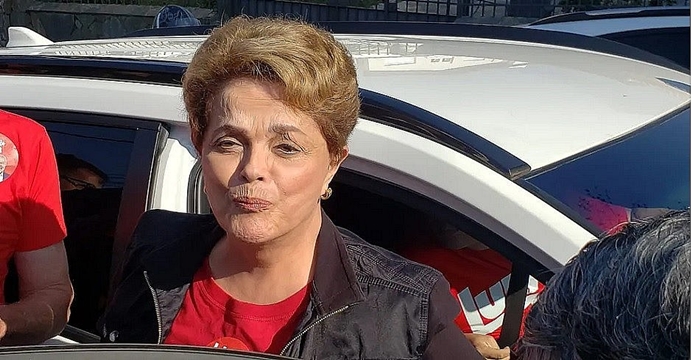 Dilma chega à Bahia nesta sexta para participar de comício ao lado de Jerônimo