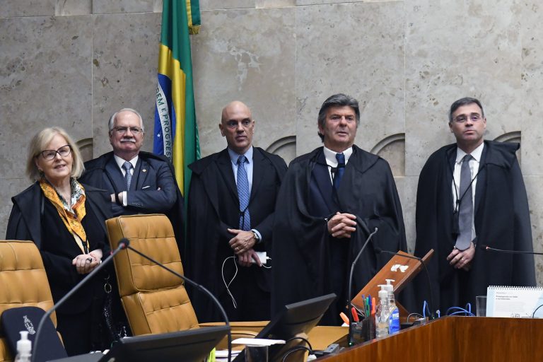 Julgamento no STF sobre o orçamento secreto deve ser retomado na próxima quarta (14)