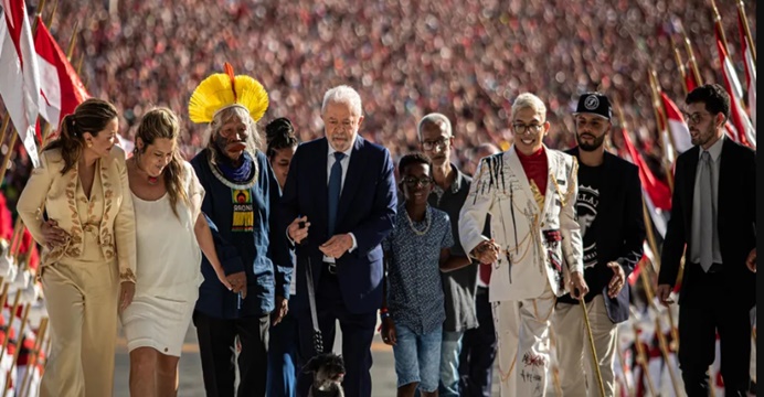 Lula toma posse como presidente da República; acompanhe ao vivo