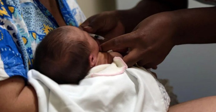 Salvador retoma vacinação contra Covid-19 em crianças de 6 meses a 4 anos; veja
