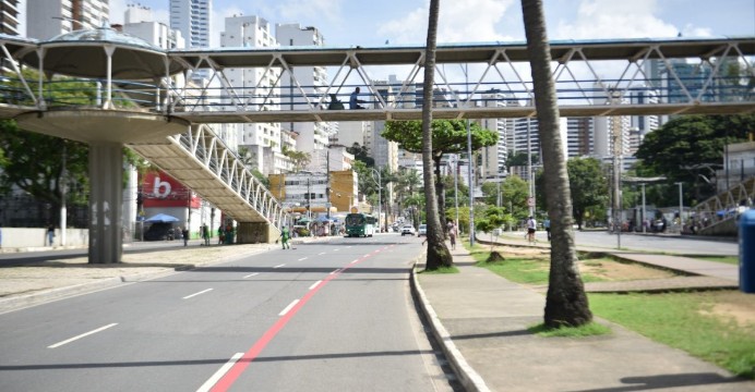 Prefeitura anuncia obras de recuperação do canteiro central da Av. Centenário