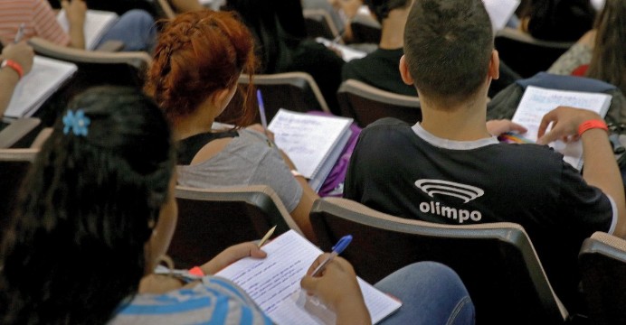 Enem: candidatos têm até sexta-feira para pedir isenção de taxa