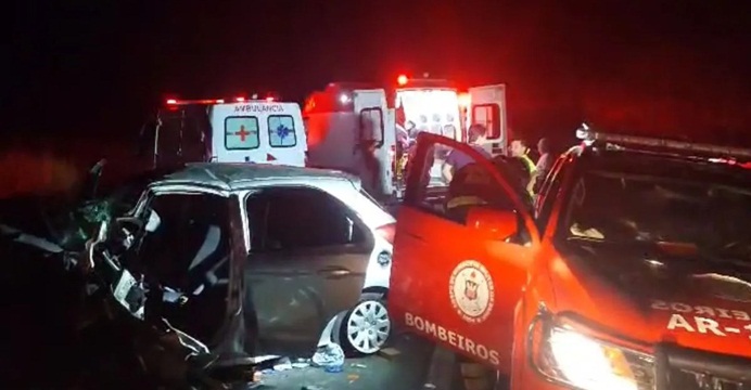 Acidente na BR-101 deixa um morto e quatro feridos em Santo Antônio de Jesus