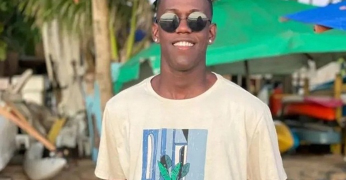 Jovem de 18 anos é morto a tiros em Itapuã