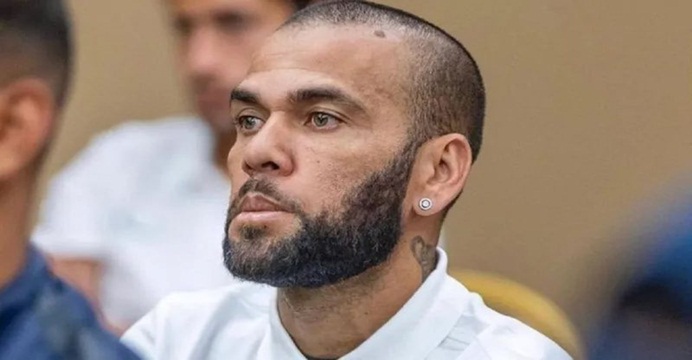 Ministério Público espanhol pede nove anos de prisão para Daniel Alves; confira