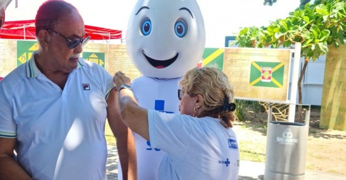 Prefeitura oferece vacinação em pontos turísticos para a população de Salvador