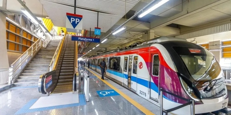 Metrô de Salvador têm cabos roubados e apresenta lentidão