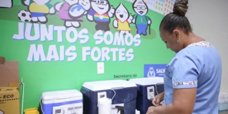 Salvador amplia a quantidade de postos de vacinação contra dengue