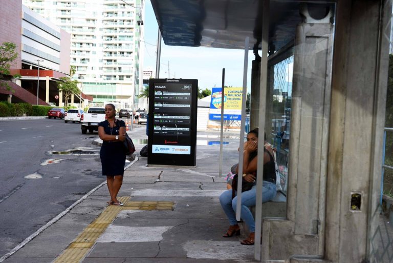 Salvador ganhará 650 novos abrigos de ônibus modernos até final do ano