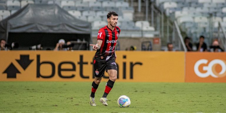 Vitória sofre derrota para o Botafogo na Copa do Brasil