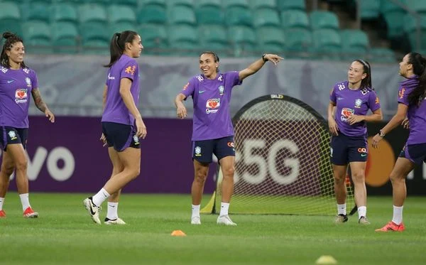 No primeiro jogo da história em Salvador, Seleção Brasileira feminina enfrenta a Jamaica